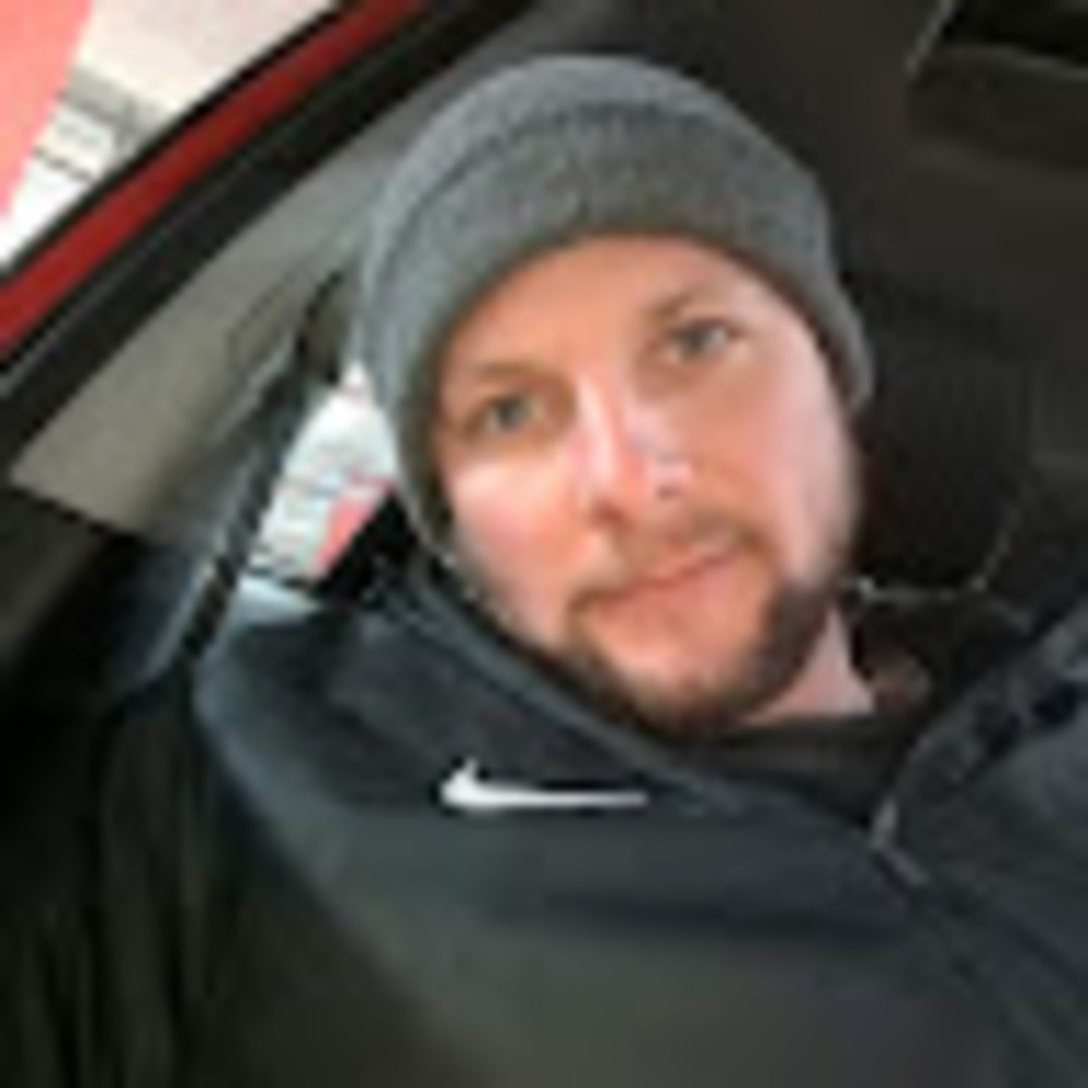 Meet your Posher, Casey